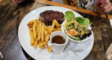 Salacia Waters Café food