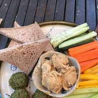 Ellie's Cafe food