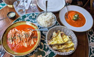 The Grand Palace Indian In Mona Vale food