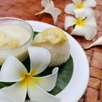 ส้มตำคุณกัญจณ์ drink