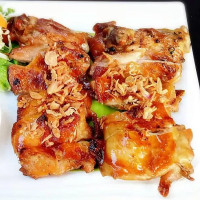 ส้มตำคุณกัญจณ์ food
