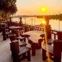 เรือนอาหารวิวมูล outside
