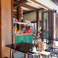บ้านเฮง inside