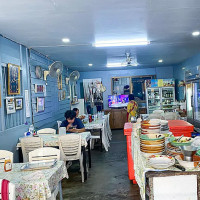 จัดจ้าน inside