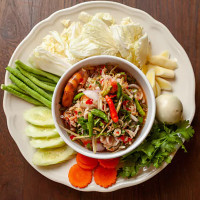 บ้านไม้ริมน้ำ food