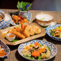 พระยาไดนิ่ง food