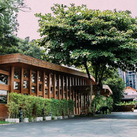 ข้าว สาขาวัฒนา outside