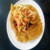 ส้มตำจินดา food