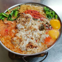 กิมง้วนลูกชิ้นปลา food