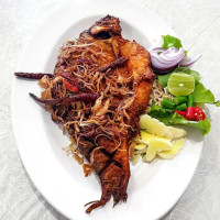ประไพร food