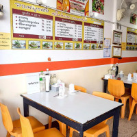 ลาบหมูวรชัย inside