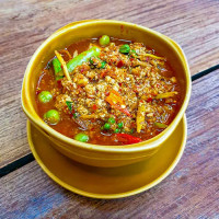 แกงป่า ลุงสง่า food