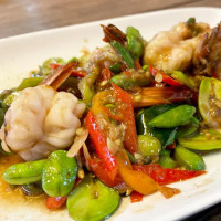 แกงป่า ลุงสง่า food