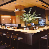 ชิโรกาเนะ โทริทามะ inside