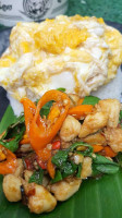 Kapraokhunchang Rama 3 food