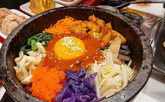 Palsaik Siam Center food