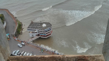 Naveen Beach Restaurant, Murudeshwar outside