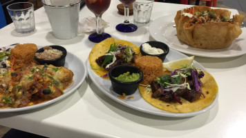EL AGUILA MEXICAN RESTAURANT & BAR food