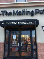 The Melting Pot food