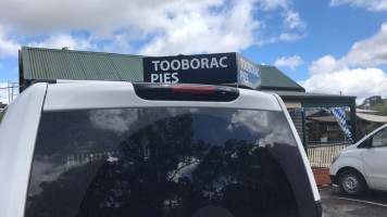 Tooborac Pie Shop food