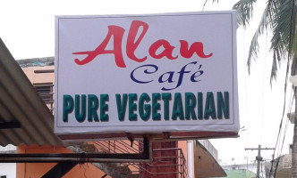 Alan Cafe Pure Vegetarian food