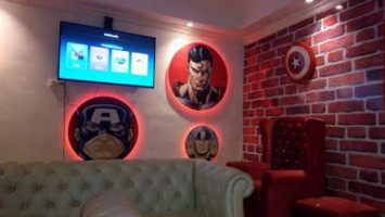 Marvel Street Cafe Lounge inside