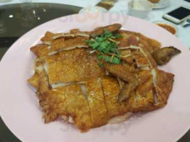 Tokong Seafood inside