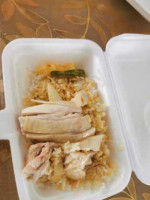 Yishun 925 Chicken Rice (potong Pasir) food