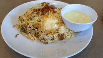 Bismillah Biryani food