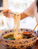 Mademoiselle Tang Noodle Táng Dà Xiǎo Jiě Guò Qiáo Mǐ Xiàn food