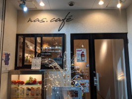 Nas. Cafe food