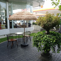 Deli Café Shell Nongree Chonburi inside