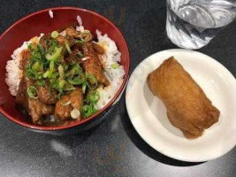 Hú Wū Lǐ Qiáo Yì Diàn food