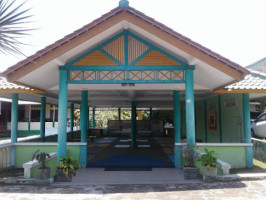 Rumah Makan Saung Spbu Khas Sunda outside