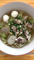 ก๋วยเตี๋ยวชาวเล สูตรเด็ดชลบุรี food