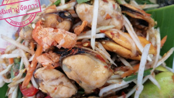 ร้านส้มตำผู้จัดการ วังทอง food