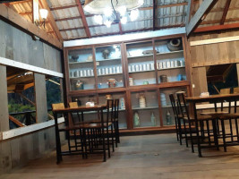 บ้านวันวาน ณ ระยอง inside