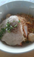 ร้านก๋วยเตี๋ยวเจออร่อย food