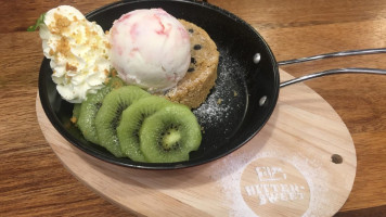 Bitter*sweet สาขาลพบุรี food