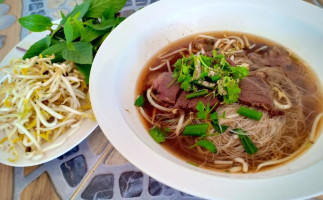 ก๋วยเตี๋ยวเนื้อรสเด็ดภูซาง food