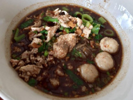 Khrua Na Suan food