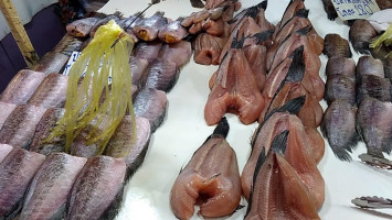 ตลาดปลาชัยบาดาล food