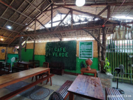Cafe Verde Resto inside