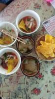เตี๋ยวข้างวัด Tiaw Khang Wat food