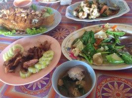 Narong Phochana food