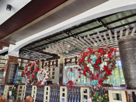 Haiyan Foodstop Resort inside