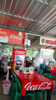 ร้านเจ๊ผึ้งอาหารตามสั่ง inside