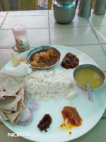 Jhunka Bhakar Kendra food