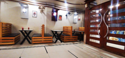 Salman Pizza And Cafe Home. inside