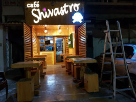 Café Shivastro inside